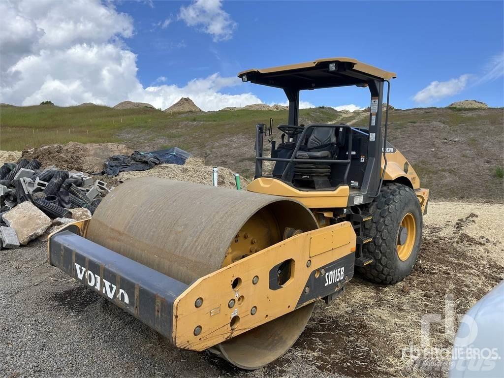 Volvo SD115B Kompaktorji tal