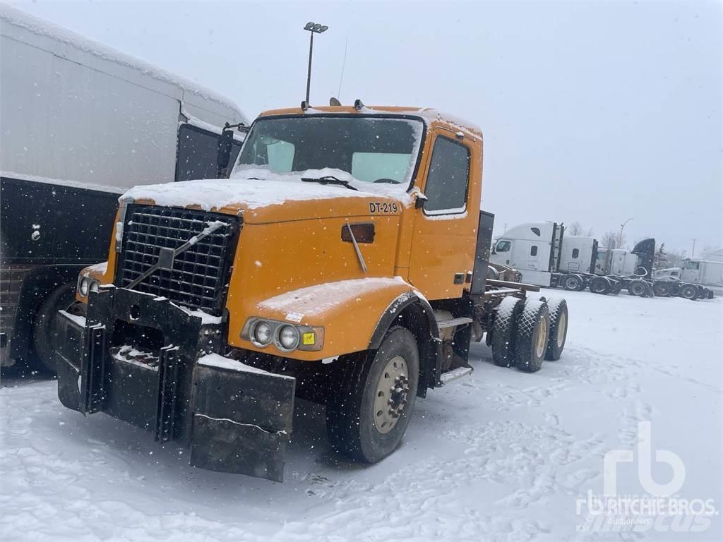 Volvo VHD Tovornjaki-šasije