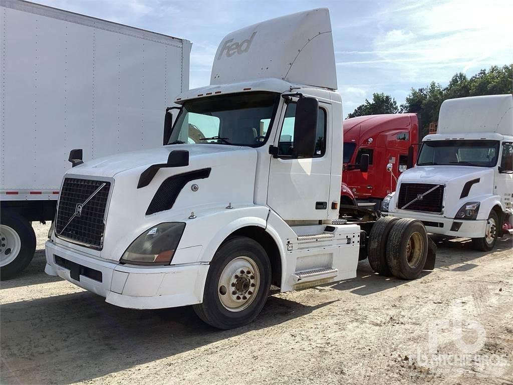 Volvo VNL Vlačilci