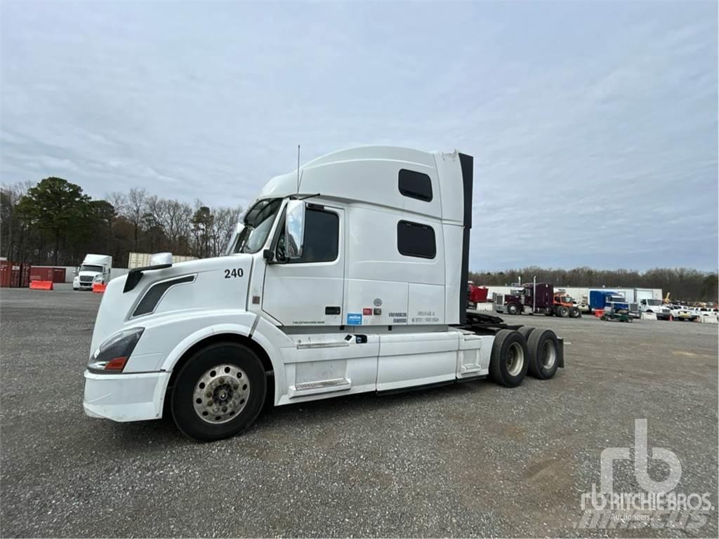Volvo VNL 780 Vlačilci