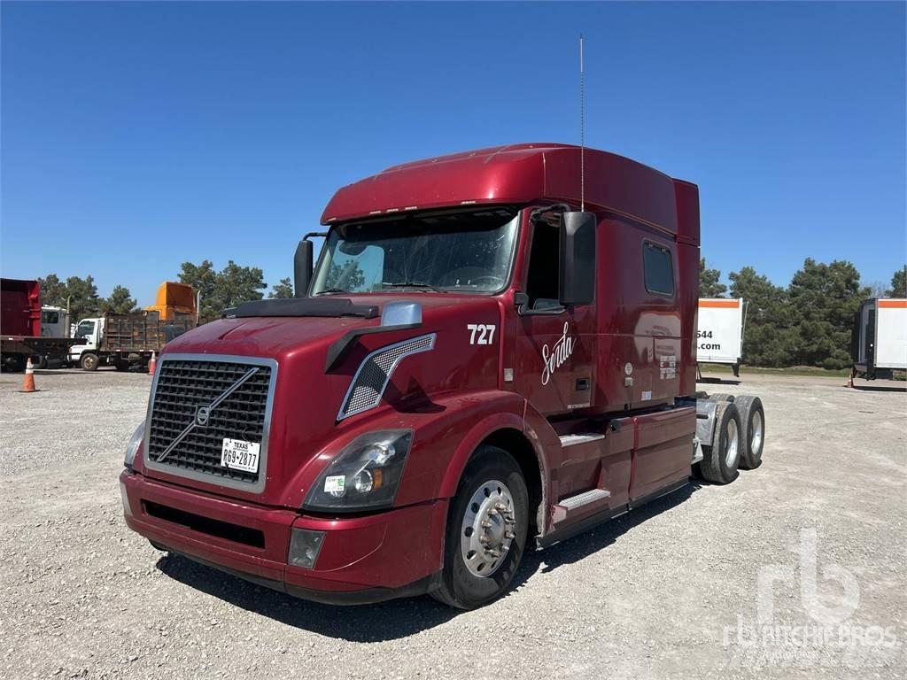 Volvo VNL740 Vlačilci