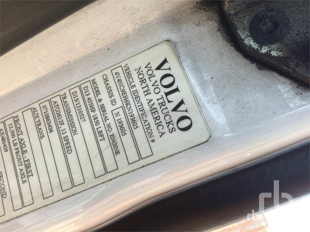 Volvo VNL760 Vlačilci