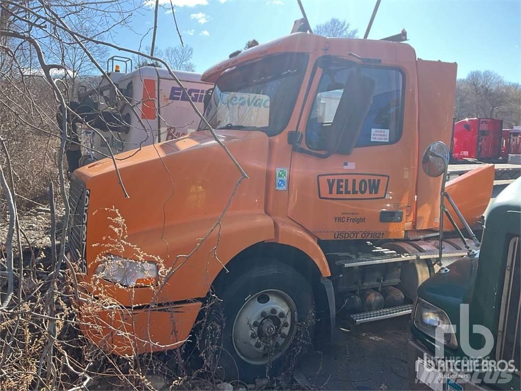 Volvo VNM Vlačilci