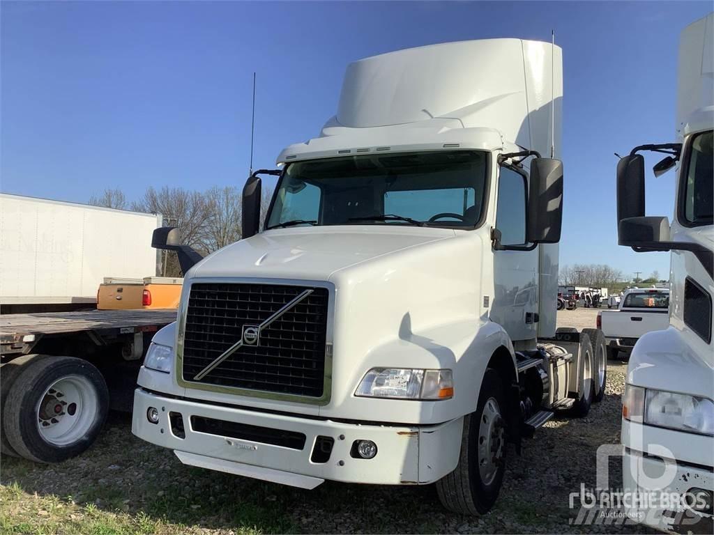 Volvo VNM Vlačilci