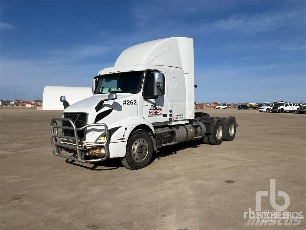 Volvo VNR Vlačilci