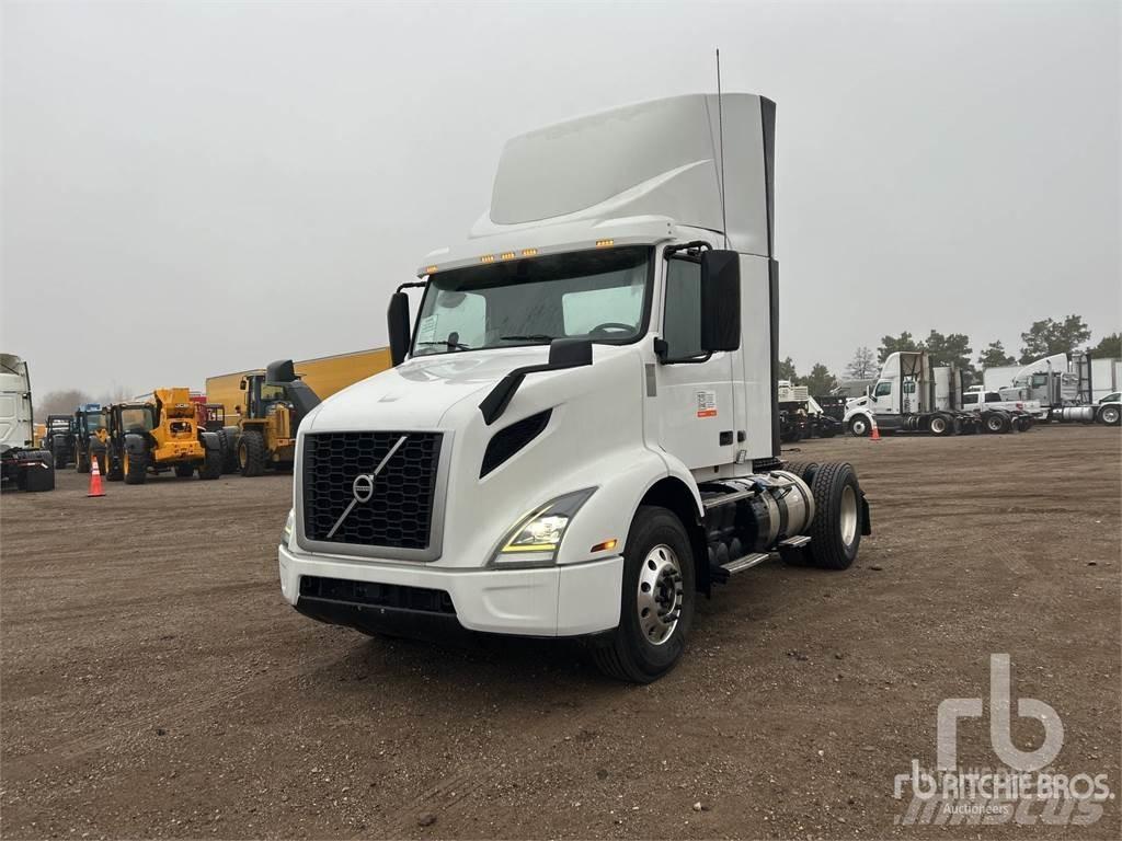 Volvo VNR42300 Vlačilci