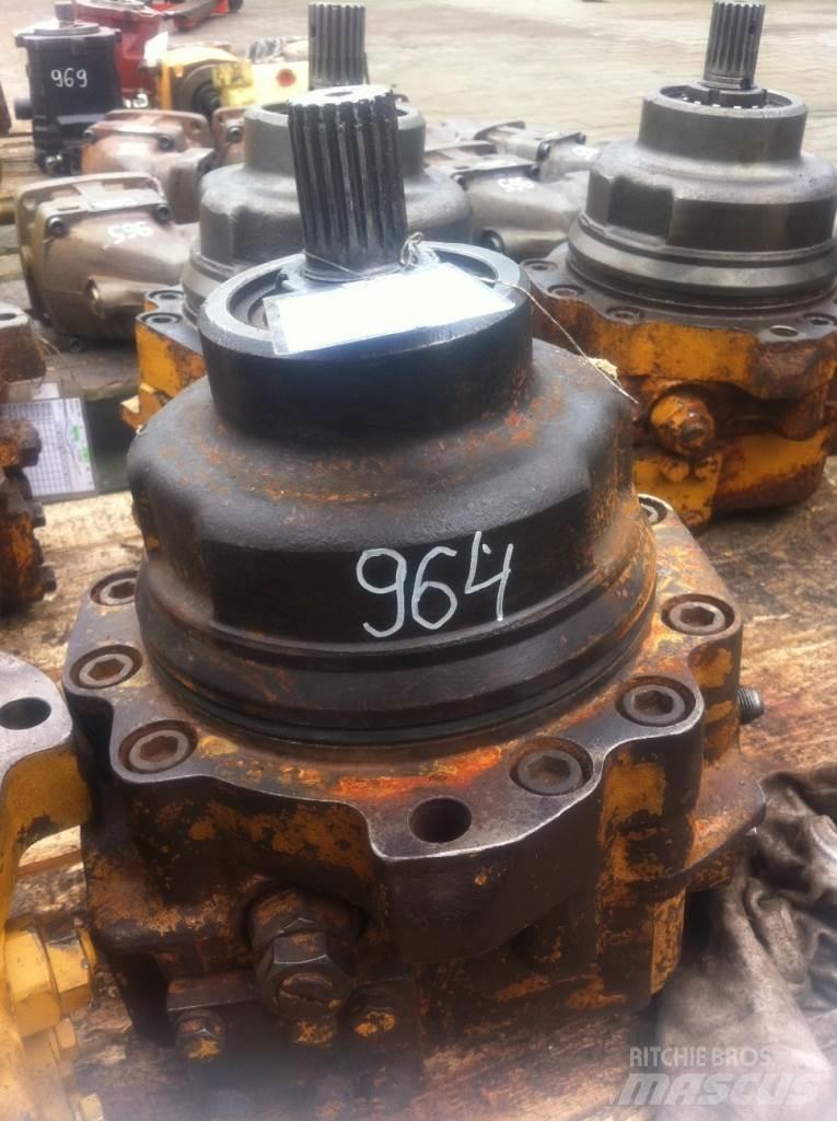 Komatsu MB90 Motorji