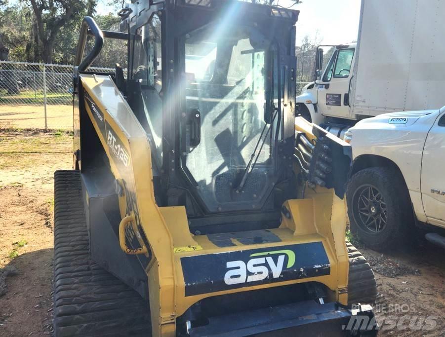 ASV RT135F Skid steer mini nakladalci