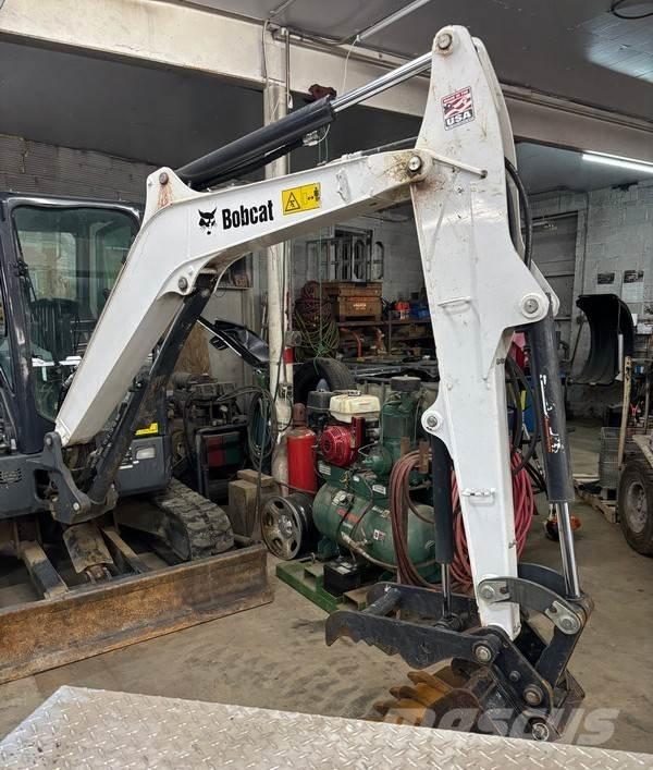 Bobcat E35I Bagri goseničarji
