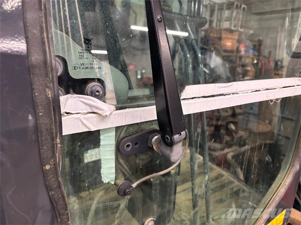 Bobcat E35I Bagri goseničarji