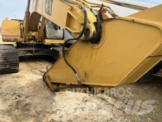 CAT 320L Bagri goseničarji