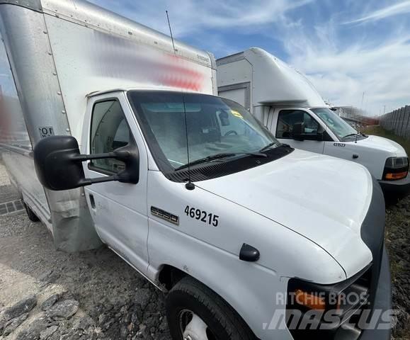 Ford E-350 Tovornjaki zabojniki