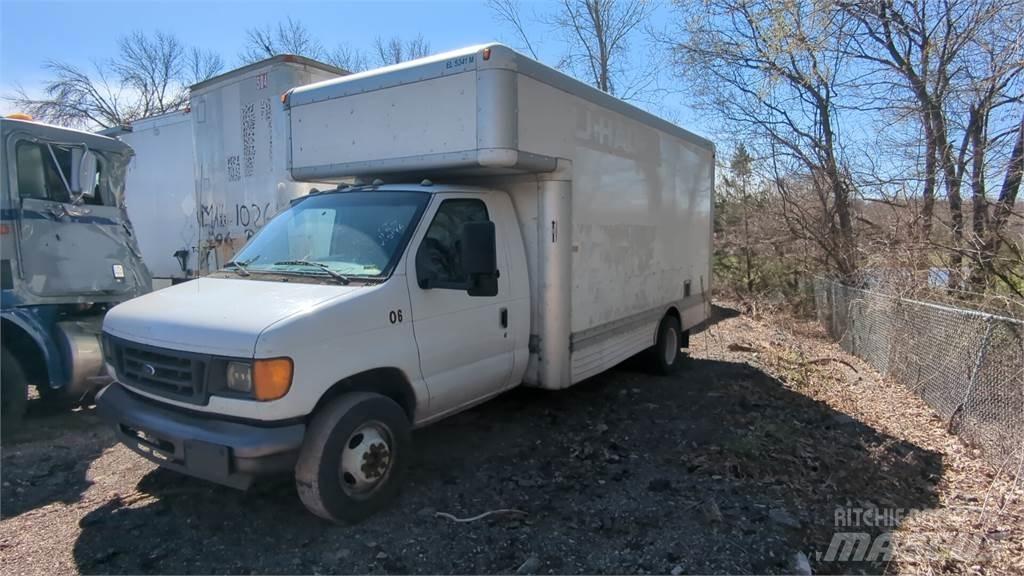 Ford E450 Tovornjaki zabojniki