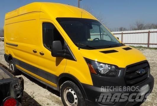 Ford Transit 250 Drugi tovornjaki
