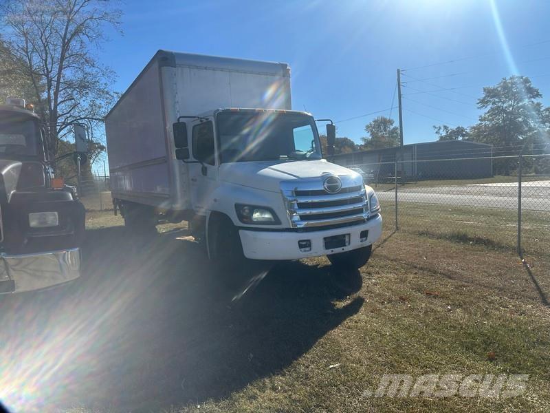 Hino 258LP Tovornjaki zabojniki