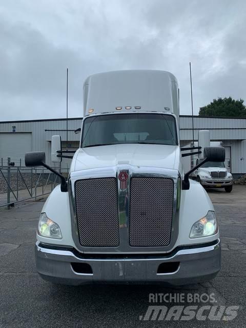 Kenworth T680 Vlačilci