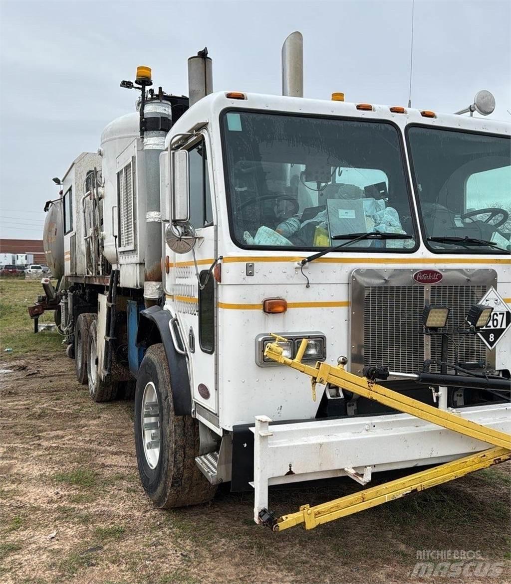 Peterbilt 320 Drugi tovornjaki