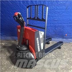 Raymond 102T-F45L Ročni paletnik