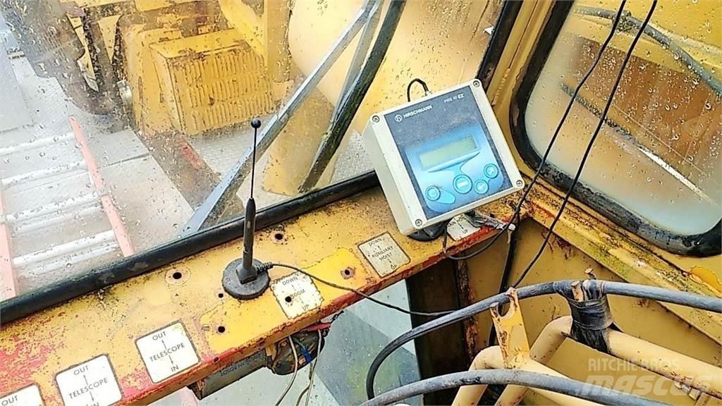 Grove TM800 Tovornjaki z žerjavom