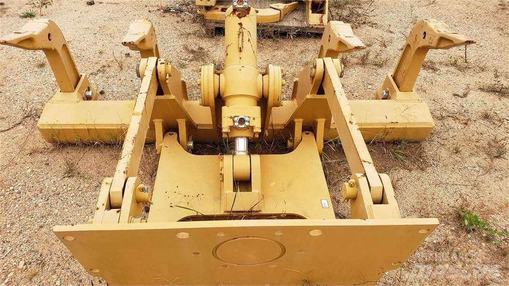  Ripper CAT D6D Rahljalniki
