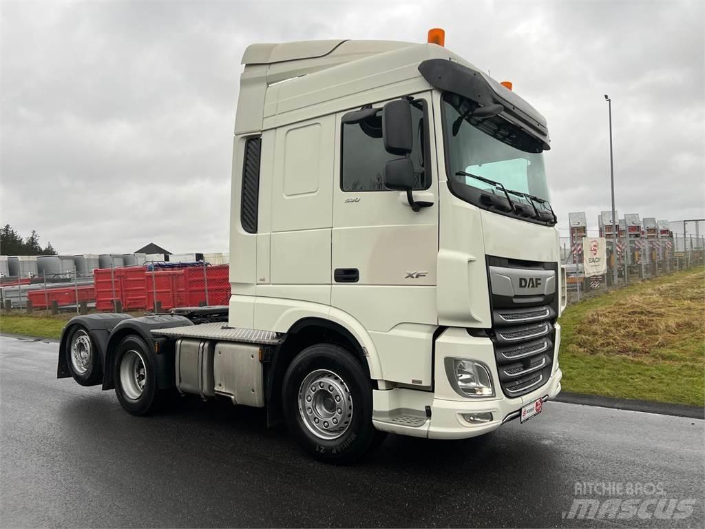 DAF XF 530 6x2 FTR Vlačilci