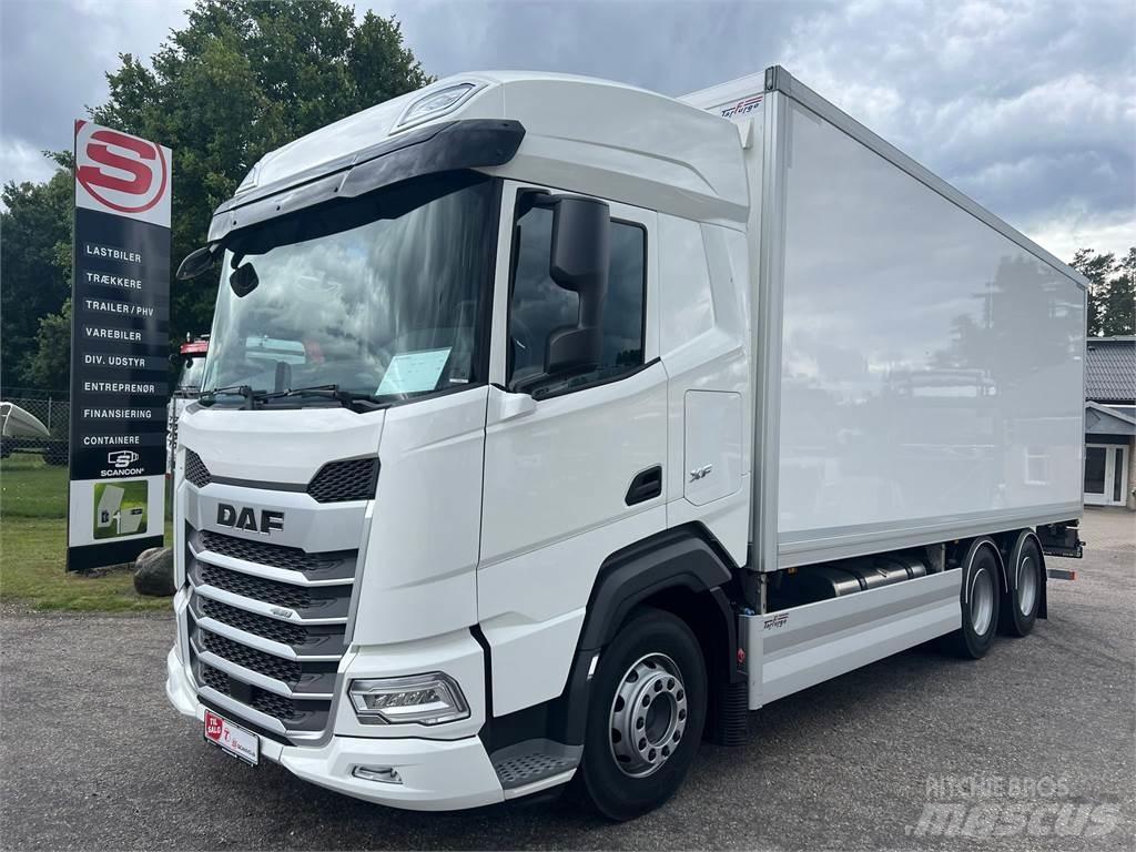 DAF XF480 FAS 6x2 Tovornjaki zabojniki