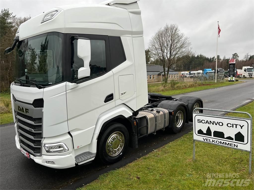 DAF XF530 FTS 6x2 Vlačilci