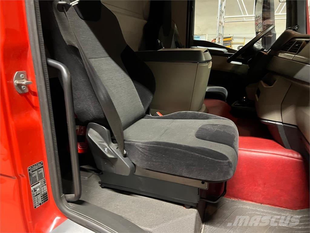 MAN TGL 12-220 BL Tovornjaki s ponjavo