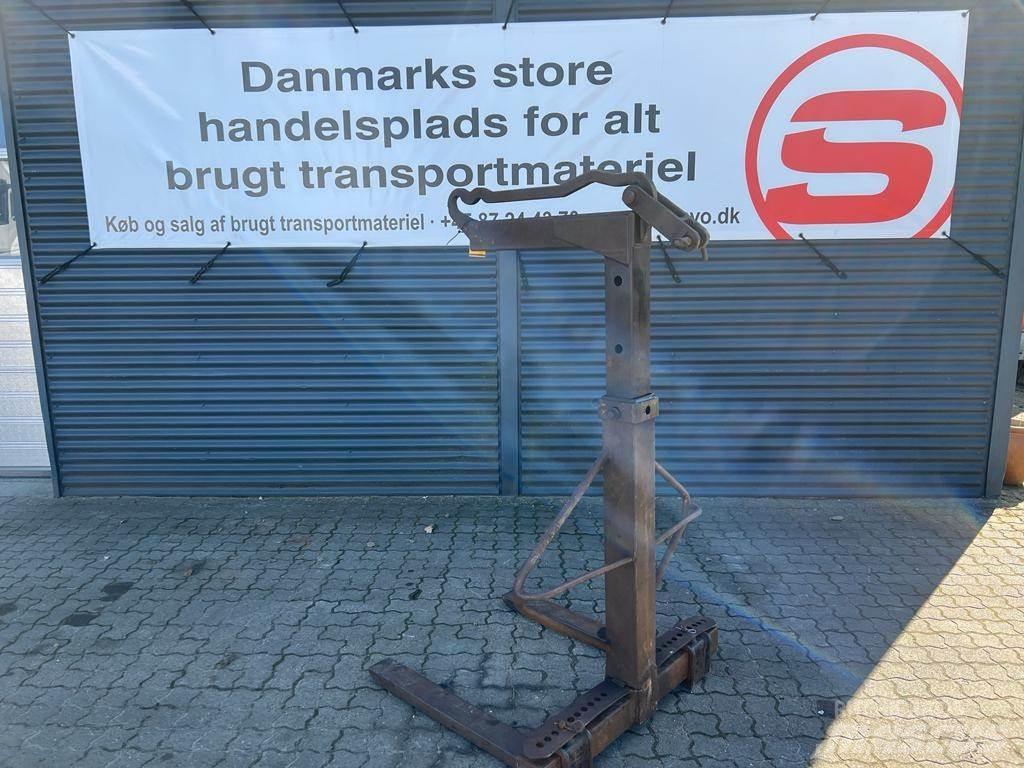  Pallegaffel justerbar Druge komponente