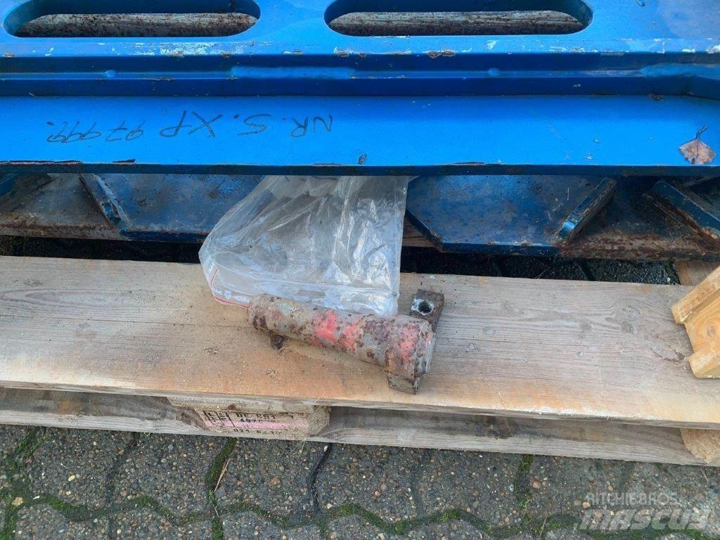 Scania Sneplovsbeslag Druge komponente
