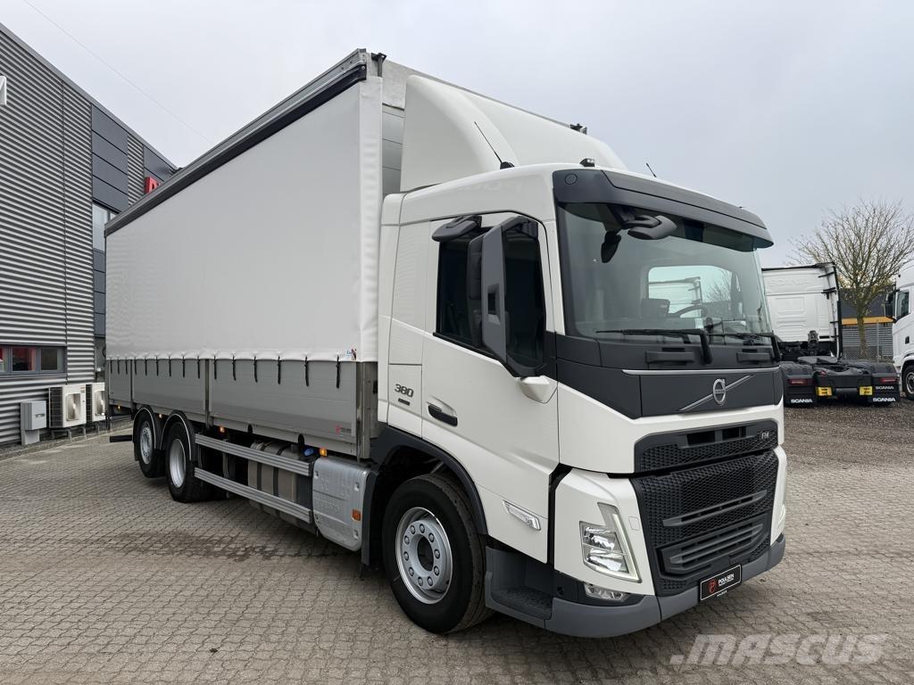 Volvo FM380 Tovornjaki s ponjavo