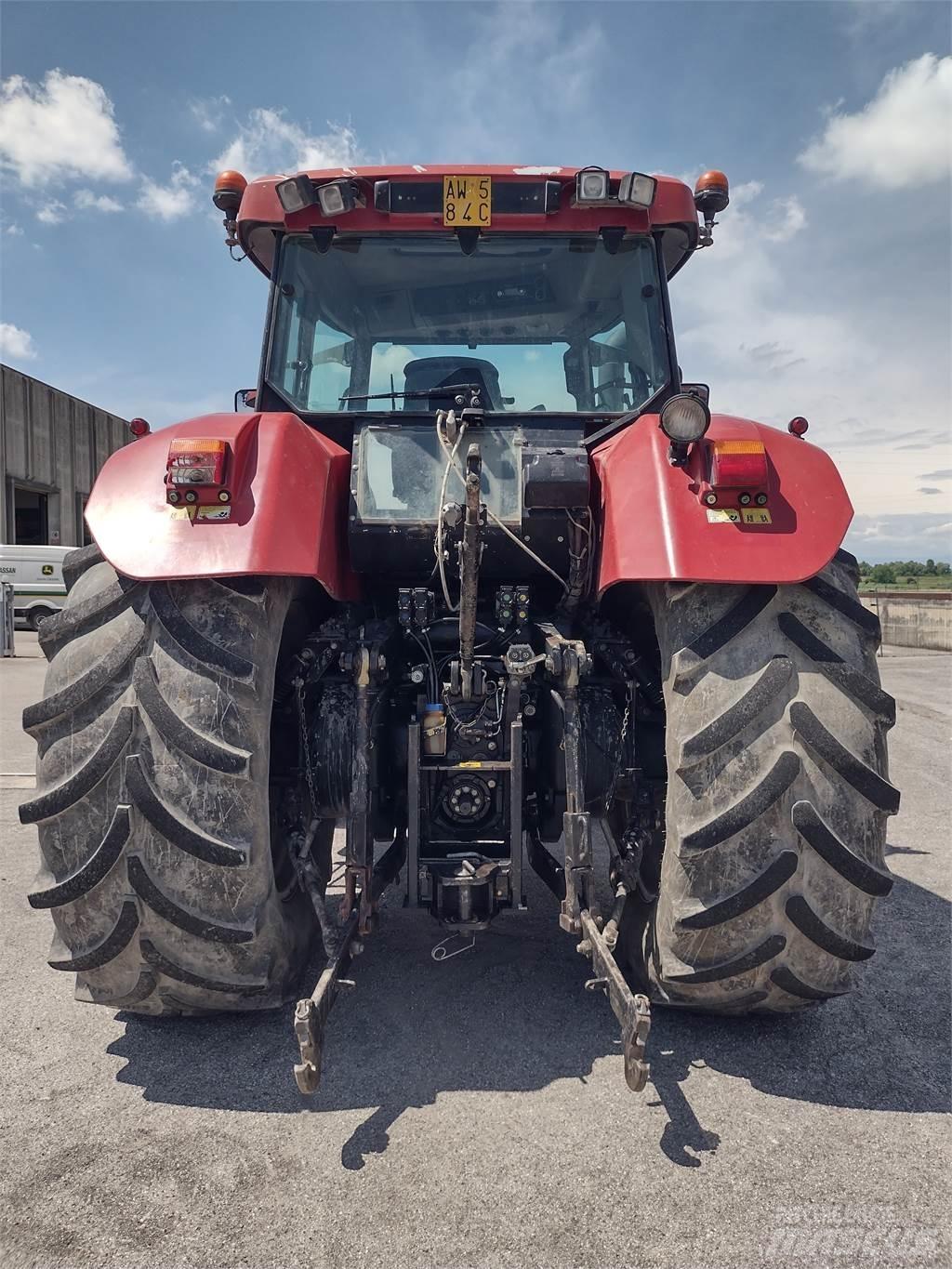 Case IH CVX 1190 Traktorji
