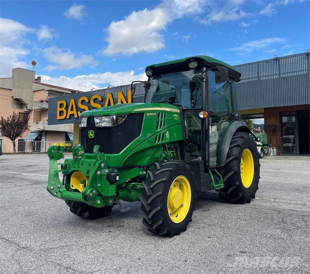 John Deere 5090 GF Traktorji