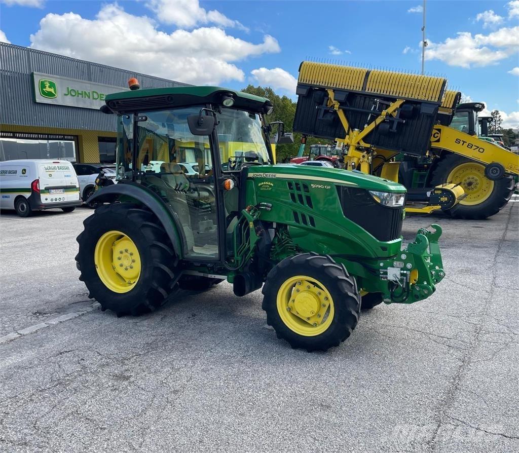 John Deere 5090 GF Traktorji