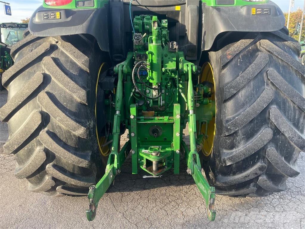 John Deere 6175 R Traktorji