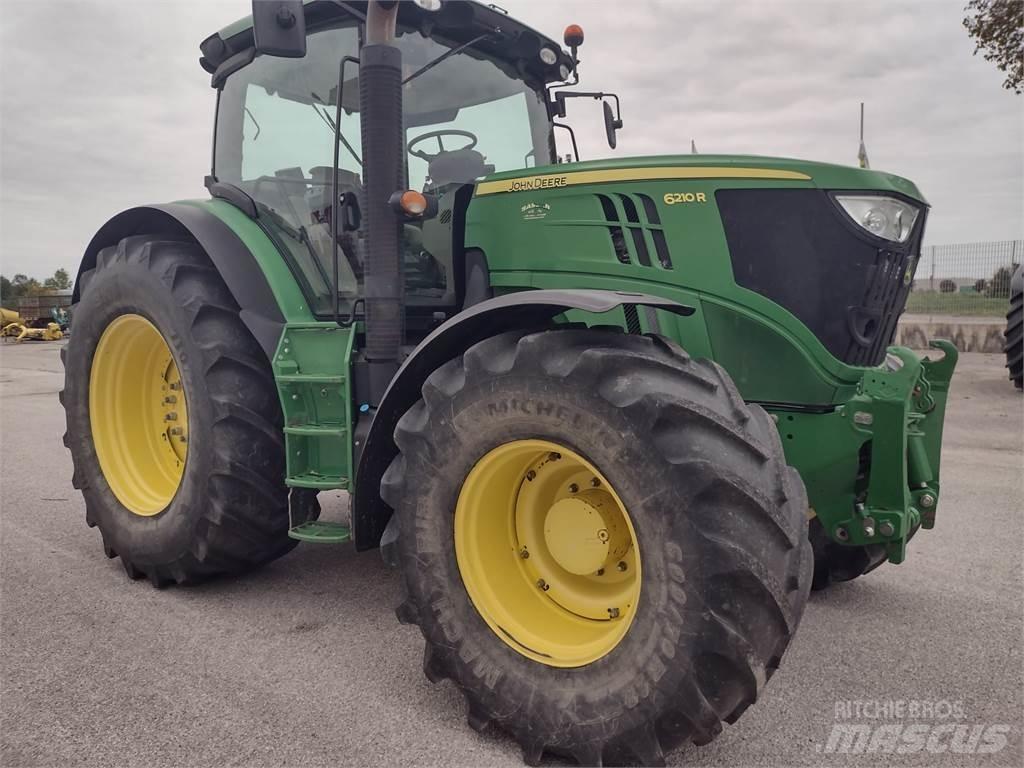 John Deere 6210 R Traktorji