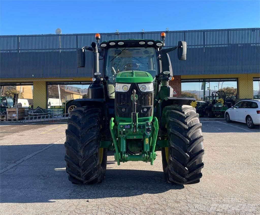 John Deere 6250 R Traktorji
