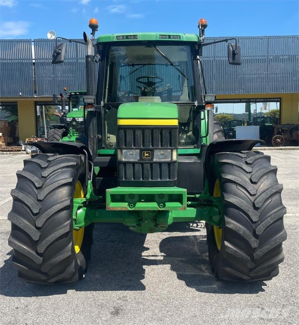 John Deere 6810 Traktorji