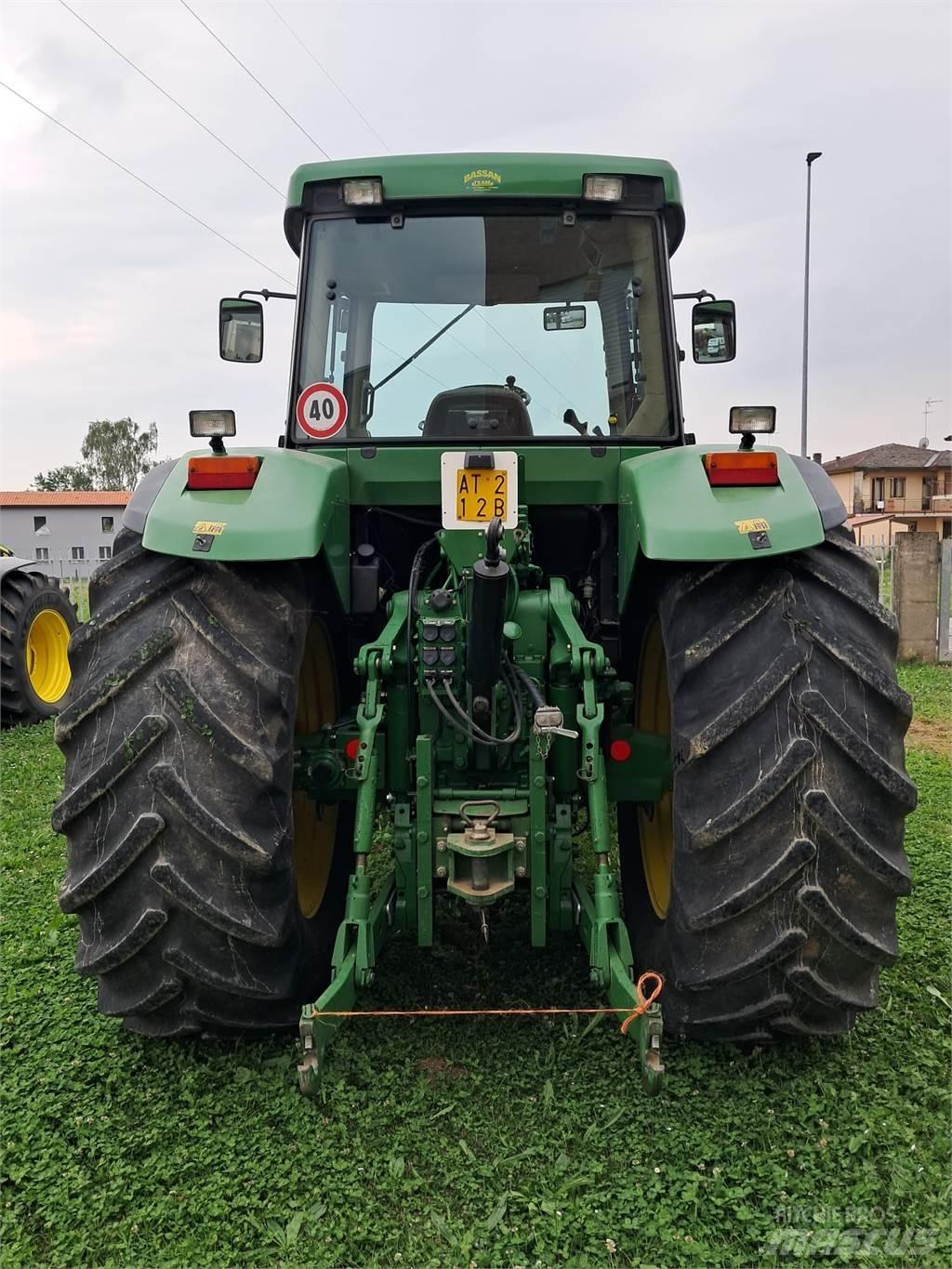 John Deere 7710 Traktorji
