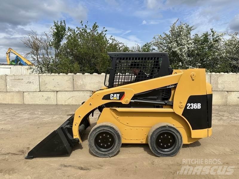 CAT 236B Drugo