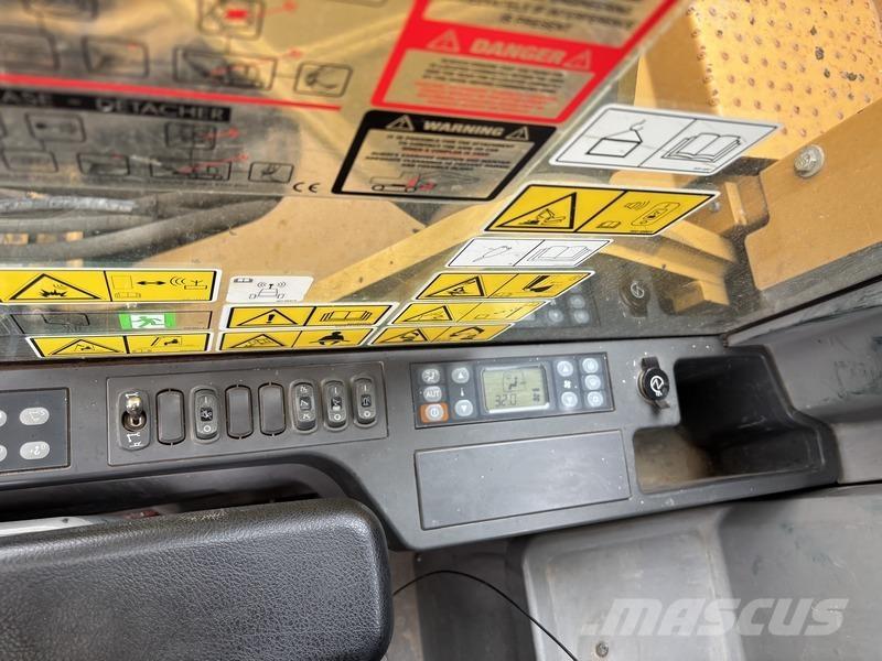 CAT 325FL Bagri goseničarji