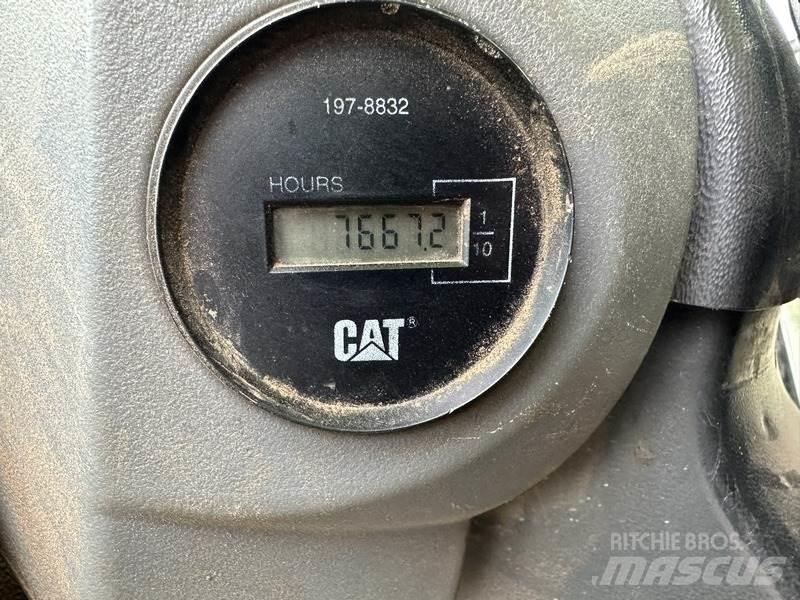 CAT CS-563 E Dvojni valjarji