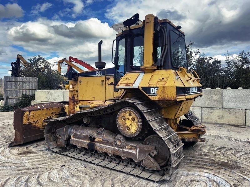 CAT D6M Buldožerji goseničarji