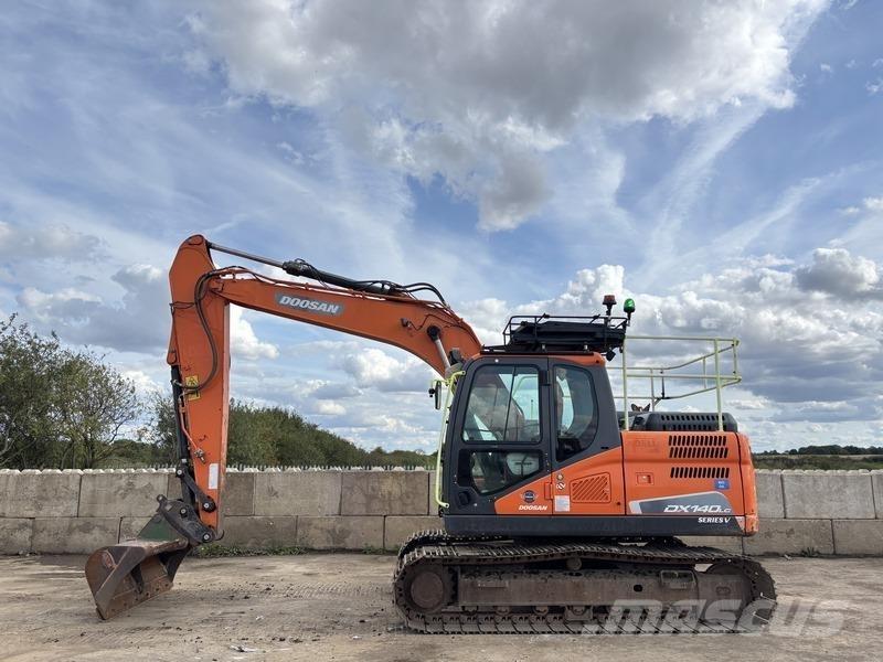 Doosan DX140LC-5 Bagri goseničarji