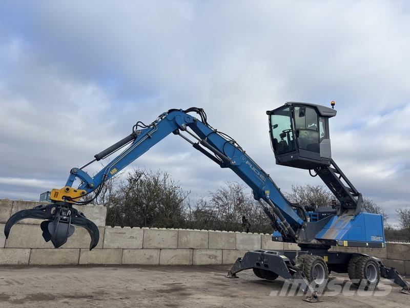 Fuchs MHL320 Bagri za prekladanje primarnih/sekundarnih surovin