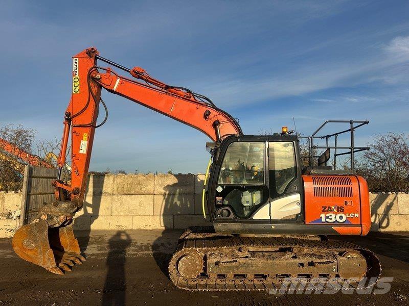 Hitachi ZX130 Bagri goseničarji