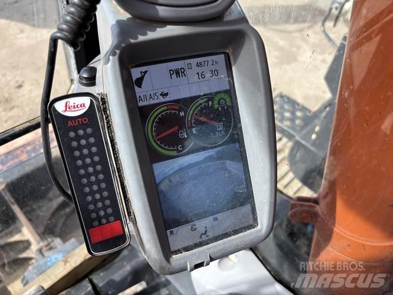Hitachi ZX135 US-6 Bagri goseničarji