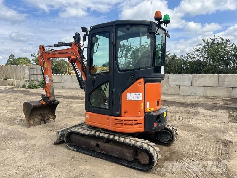 Hitachi ZX26U-5A CR Mini bagri <7t