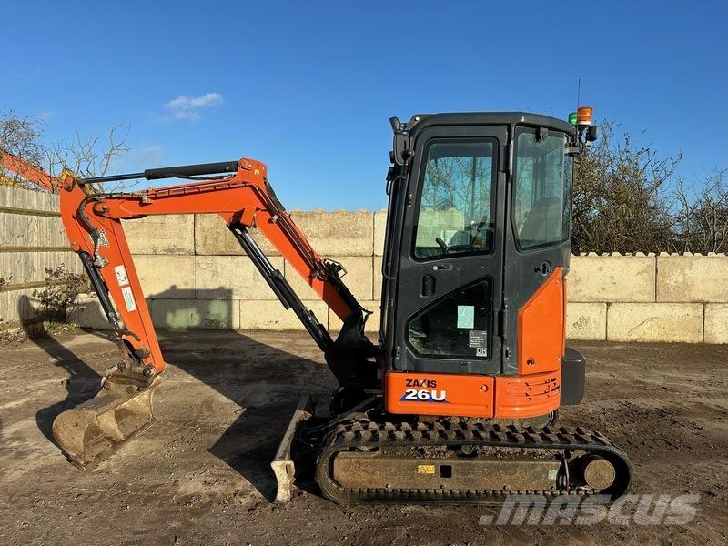 Hitachi ZX26U-6 CLR Mini bagri <7t