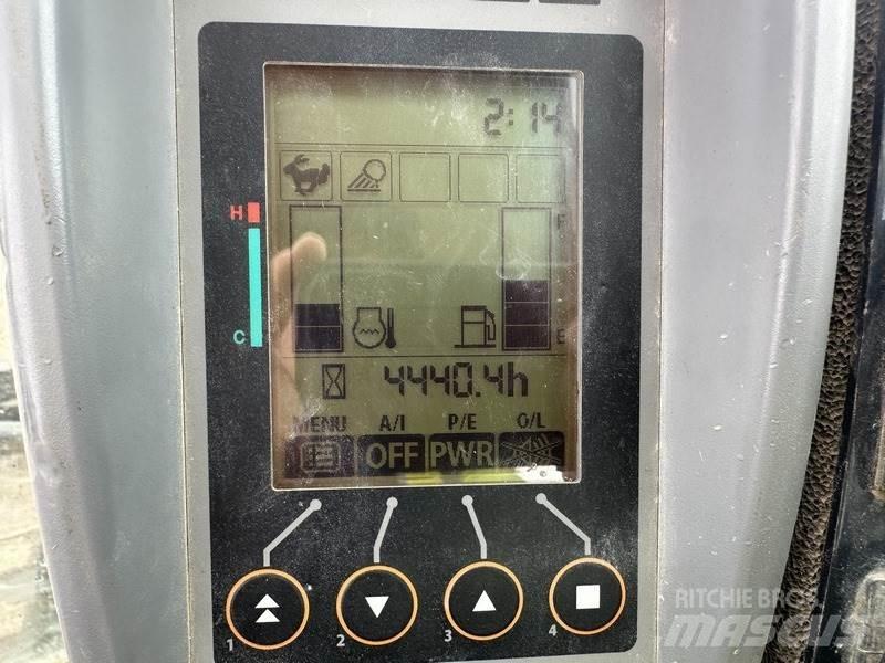 Hitachi ZX48U-6 Midi bagri 7t – 12t